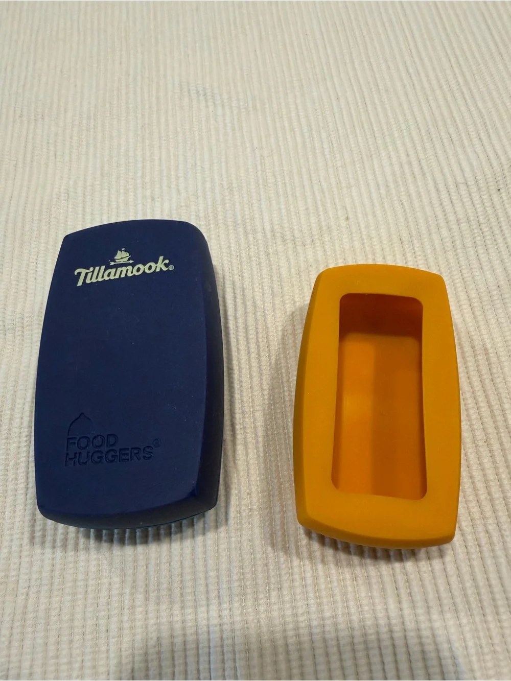 Tillamook food huggers
